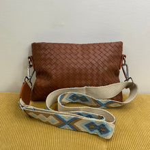 Load image into Gallery viewer, Robyn Woven Purse