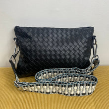 Load image into Gallery viewer, Robyn Woven Purse