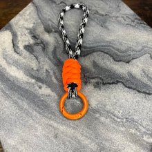 Load image into Gallery viewer, Keychain - Paracord