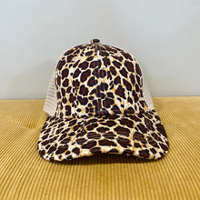 Load image into Gallery viewer, Hat - Animal Print