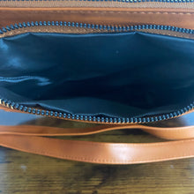 Load image into Gallery viewer, Oaklynn Crossbody Purse