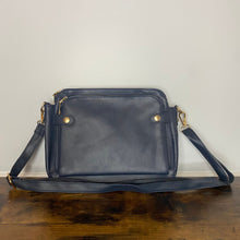 Load image into Gallery viewer, Oaklynn Crossbody Purse