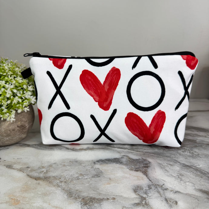 Pouch - XOXO White