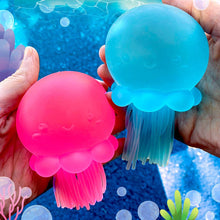 Load image into Gallery viewer, Super Duper Sugar Squisher Toy - Jelly Fish